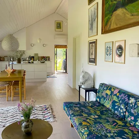 Casa vacanze Artistic Near Tisvilde Hegn